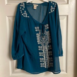 Sheer top, size L, Love on Tap brand